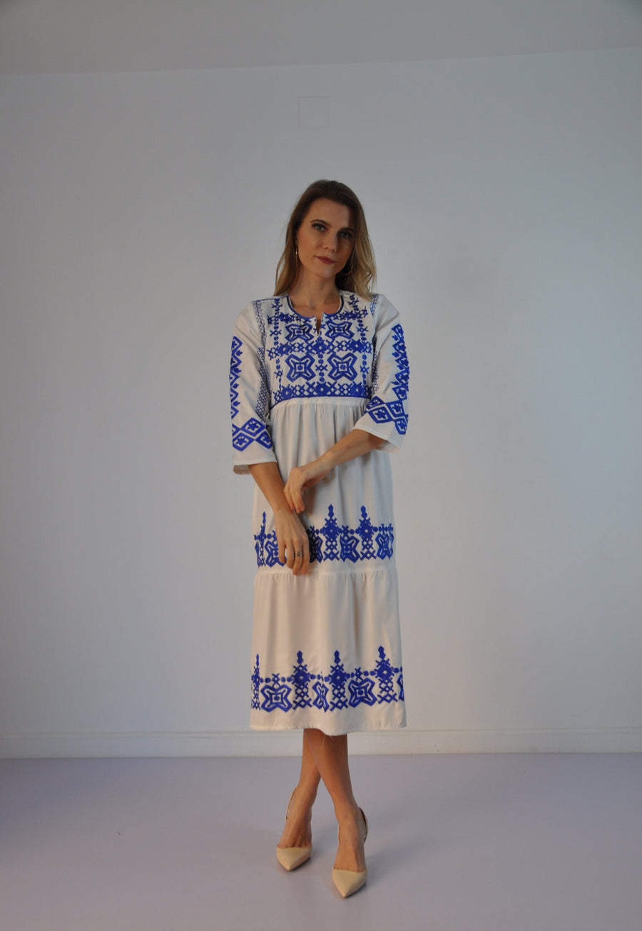 White Tunic embroidered kaftan, Bohemian embroidery tunic dress, beautiful embroidery, Egyptian cotton. Summer, party, casual, home dress