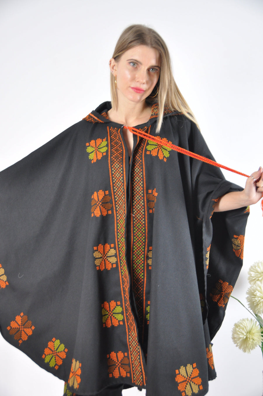 Bedouin embroidered hooded wool coat cloak, Morocco vintage, Boho cloak, Winter cloak, hooded cape, hooded shawl, winter wool cloak,
