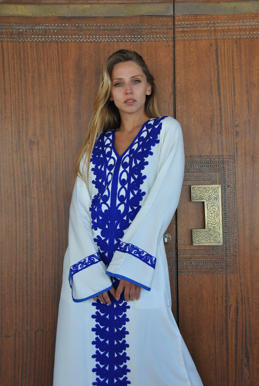 White Autumn / Winter Bohemian Maxi kaftan dress, Long sleeve caftan, Chic embroidered caftan, High quality Egyptian cotton.