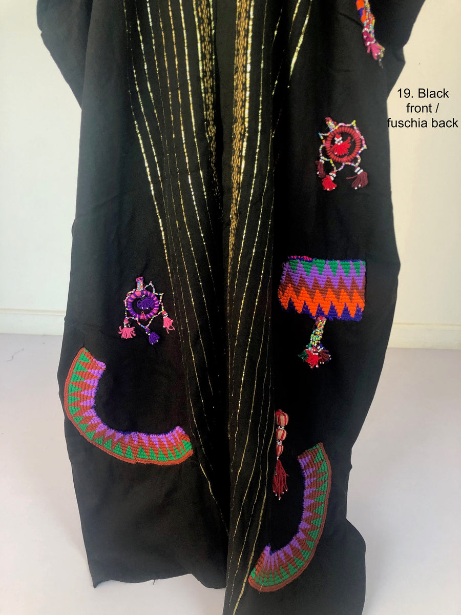 Vintage Black Gypsy Abaya, Hand loomed Kimono, Wool Abaya, Wool kimono, Oriental Kimono, Handmade abaya, Embroidered Abaya, Dressy Kimono