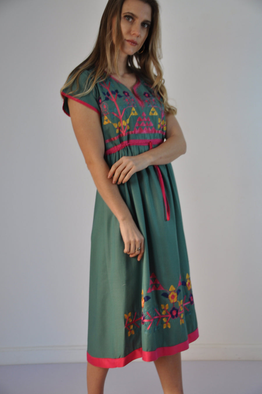 Green cotton Tunic embroidered kaftan dress, Boho embroidery tunic dress, Green Summer tunic, beach tunic, resorts tunic, Gypsy dress