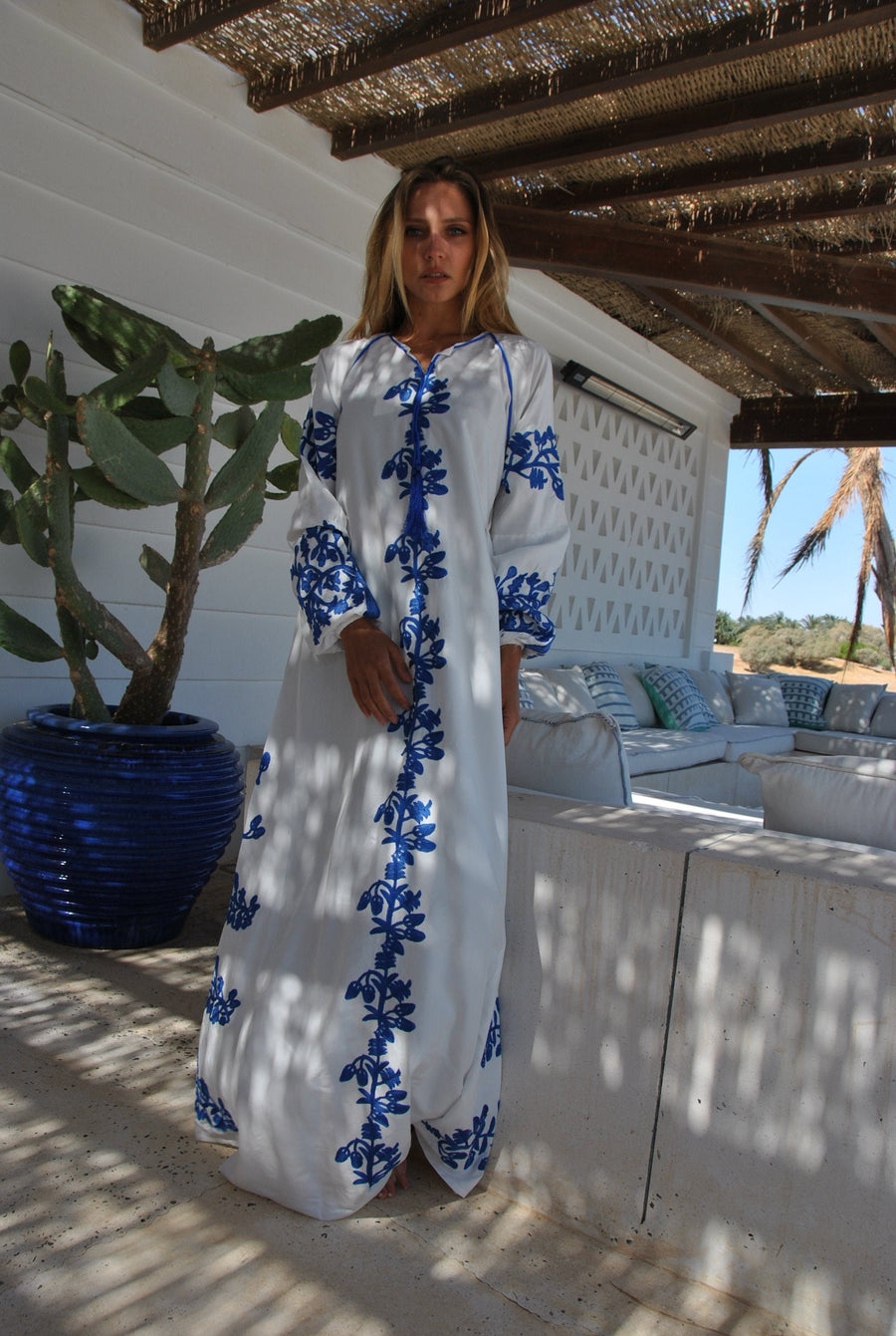 White embroidered cotton Caftan, ,caftans for women, Kaftan maxi, embroidered Caftan dress, Caftan maxi dress, Caftans for women, Caftans