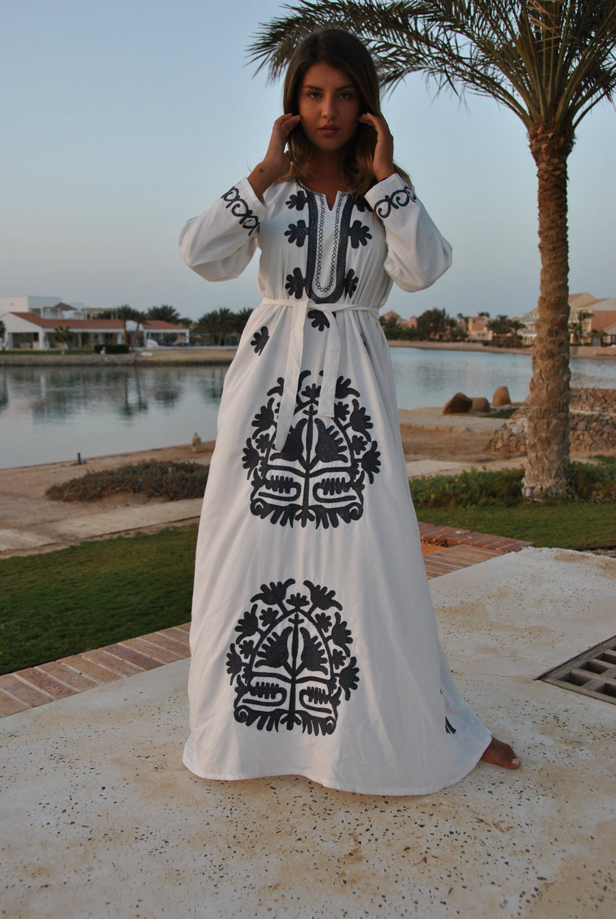 Elegant White embroidered Caftan, summer caftans for women, Caftans for women, embroidered Caftan dress, Caftan maxi dress, womens caftans