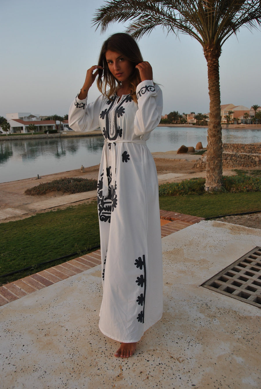 Elegant White embroidered Caftan, summer caftans for women, Caftans for women, embroidered Caftan dress, Caftan maxi dress, womens caftans