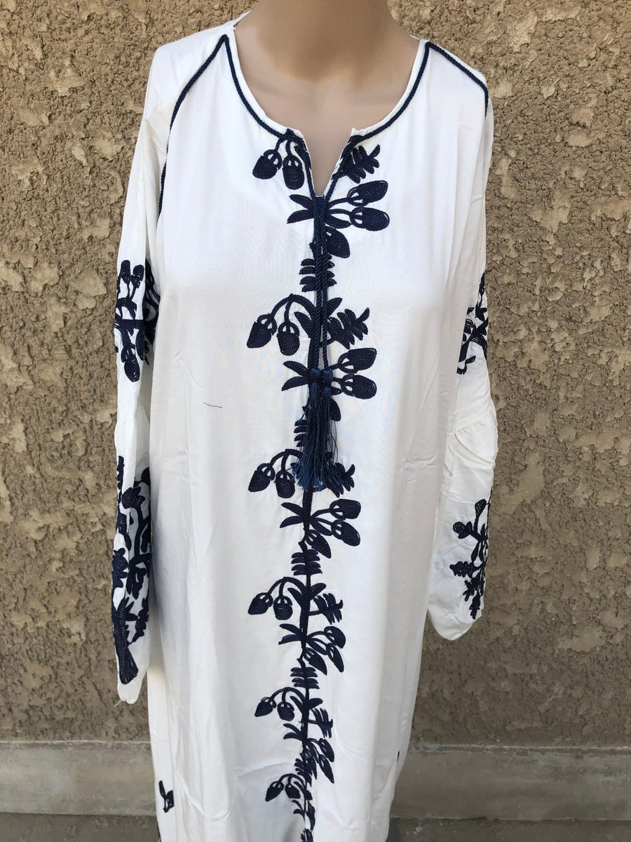 White embroidered cotton Caftan, ,caftans for women, Kaftan maxi, embroidered Caftan dress, Caftan maxi dress, Caftans for women, Caftans