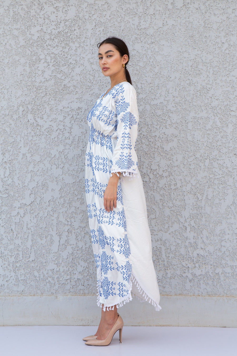 Stunning White embroidered Cotton Kaftan maxi dress, Kaftan maxi, Cotton caftan women, caftan, Chic embroidered caftan, Egyptian cotton10-23
