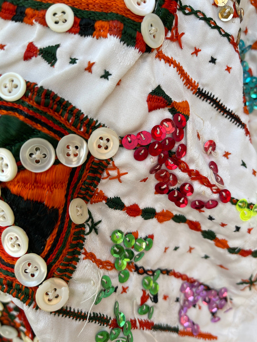 Vintage Bedouin Siwa hand embroidered Silk Kaftan, Vintage bride Kaftan, Vintage Collector's Kaftan, White Vintage hand embroidered Kaftan