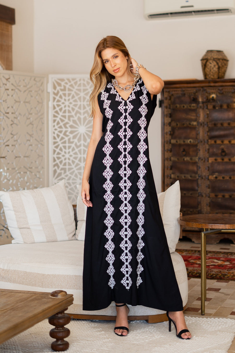 Chic sleeveless Navy blue embroidered caftan, elegant embroidered Caftan dress, Caftan maxi dress, Caftans for women, Cotton caftans summer