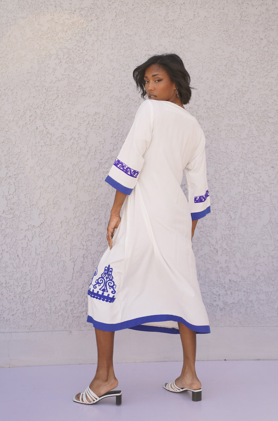 White Tunic embroidered kaftan, Bohemian embroidery tunic dress, embro Gipci White Tunic embroidered kaftan, Bohemian embroidery tunic dress, embro Gipci
