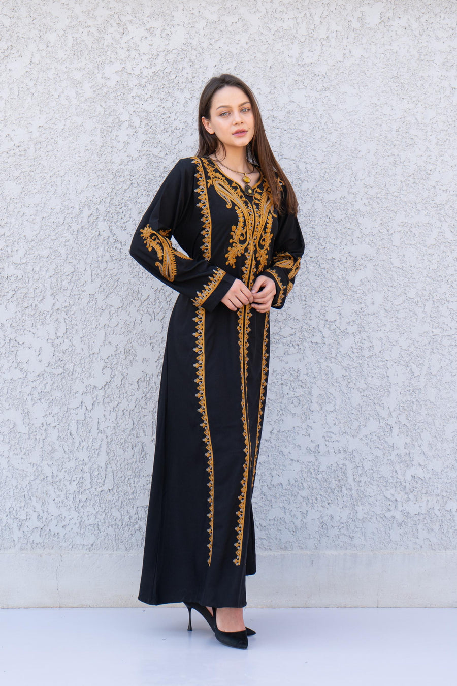 Beautiful white gold embroidered Kaftan maxi dress, Kaftan maxi, Cotton caftan women, caftan, Chic embroidered caftan, Egyptian cotton 04-24