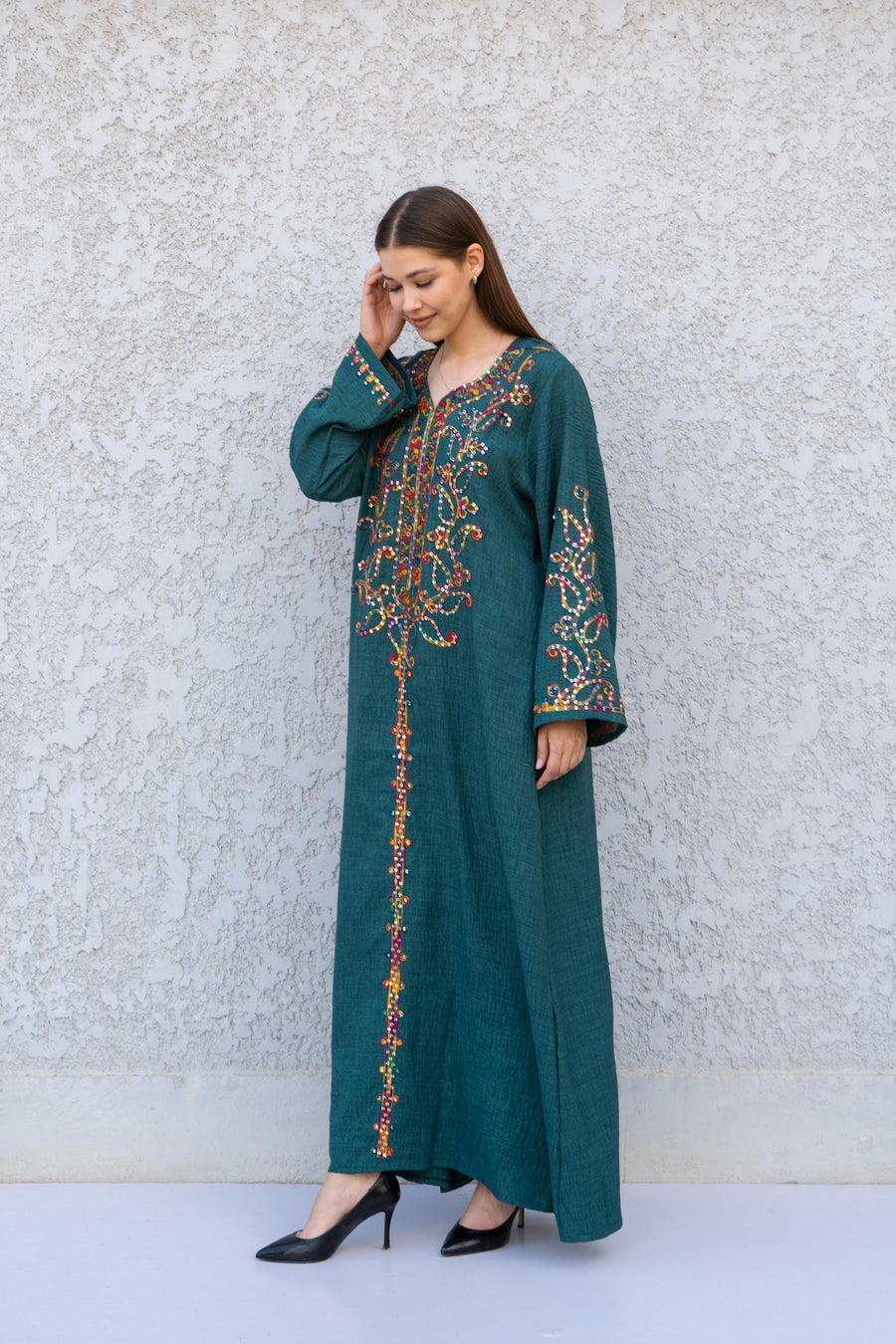 Green Embroidered Kaftan Dress – Linen Blend Caftan for Women – Long Sleeve Maxi Dress – Boho Moroccan Style Caftans – Lightweight Kaftan