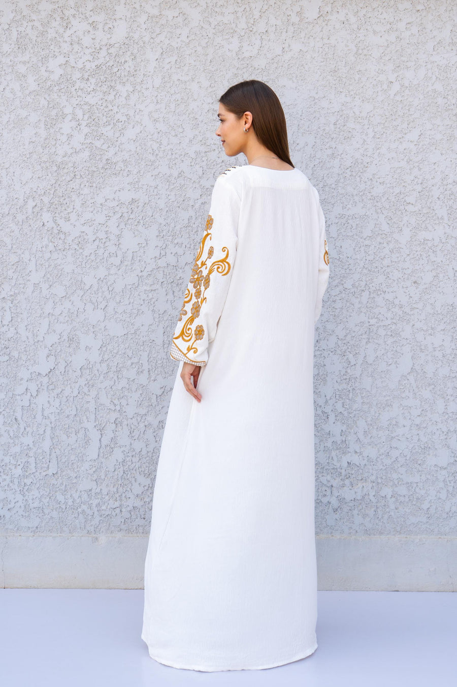 Wedding White Embroidered Kaftan Dress – Linen-Look Caftan for Women – Long Sleeve Maxi Dress – Lightweight Boho Style – Elegant Caftan