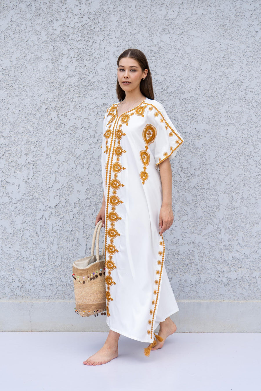 White Boho Caftan Dress – Moroccan Embroidered Kaftan for Women – Loose Fit Maxi Dress – Ramadan Eid Abaya – Resort Wear Loungewear