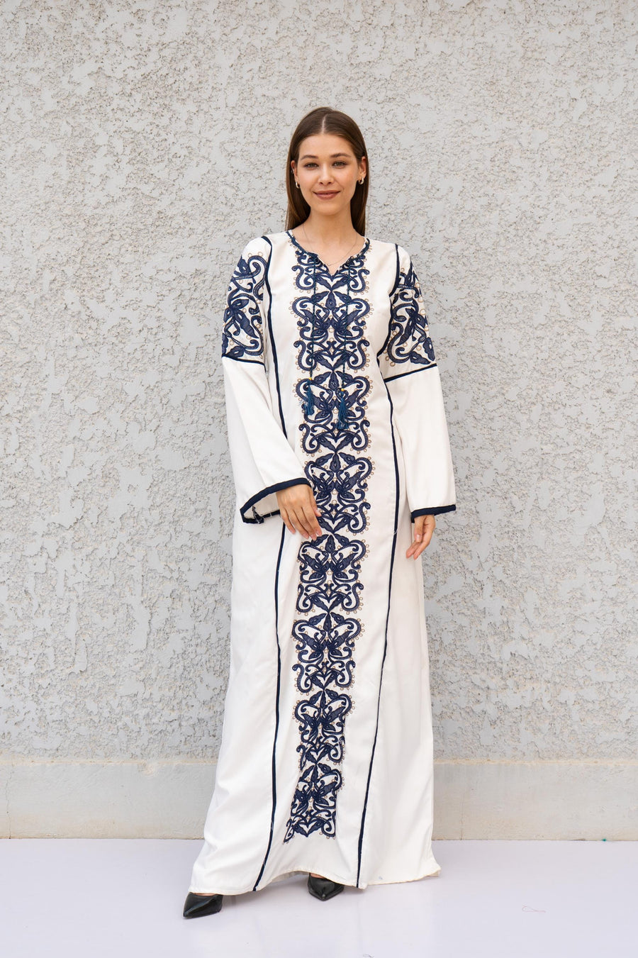 Stunning White Embroidered Kaftan Maxi Dress – Long Sleeve Caftan for Women – Modest Moroccan Style Dress – Traditional Boho Caftans