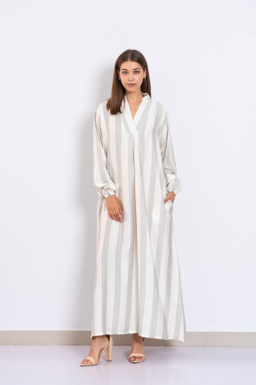 Royal Blush Striped Linen Kaftan Dress with Pockets – Long Sleeve Caftan for Women – Lightweight Summer Lounge Wear – Resort Caftan Grey