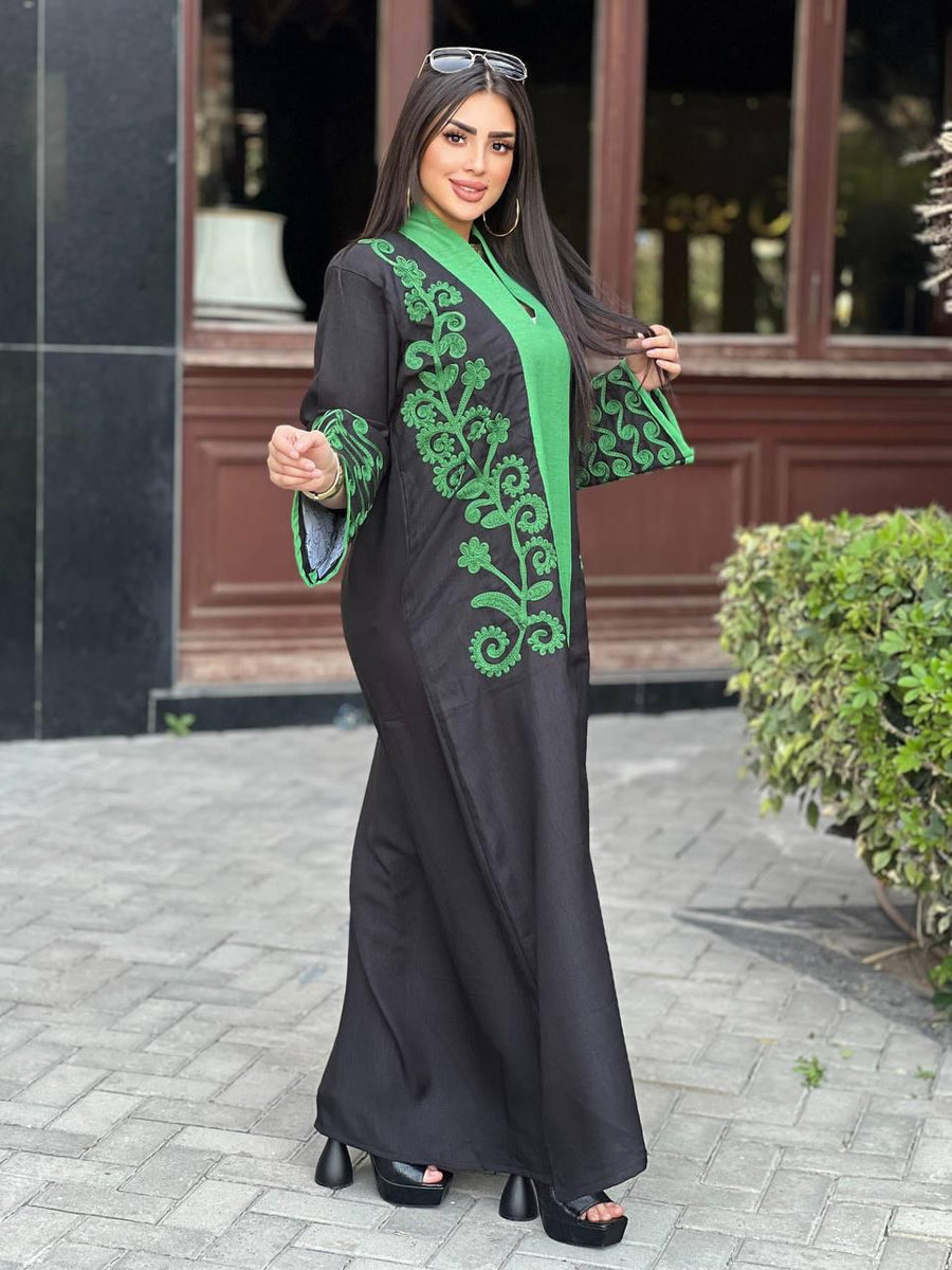 Luxurious green embroidered caftan, linen summer caftan, chic caftan, Summer Kaftan, Caftans for women, caftans for women