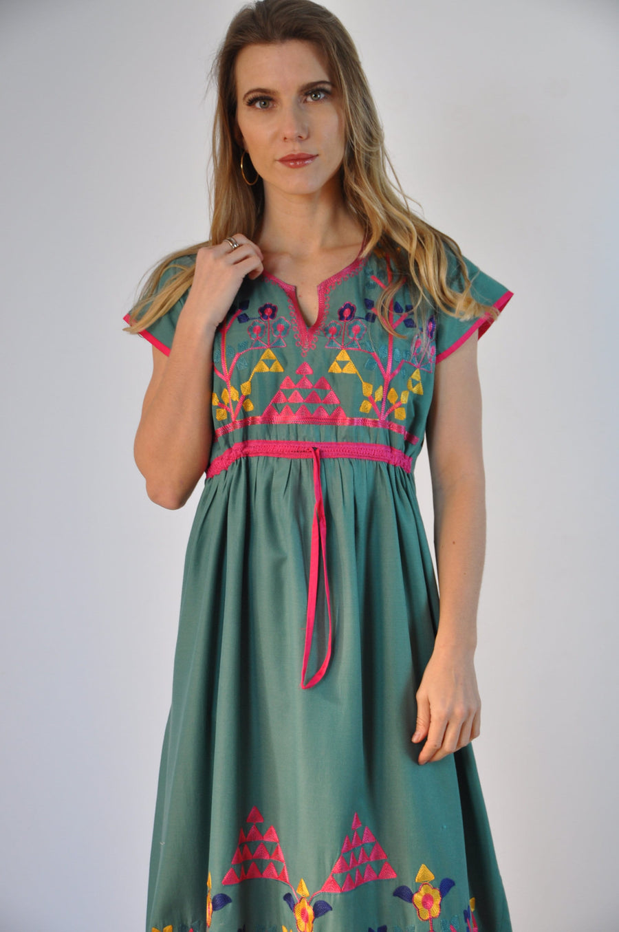 Green cotton Tunic embroidered kaftan dress, Boho embroidery tunic dress, Green Summer tunic, beach tunic, resorts tunic, Gypsy dress