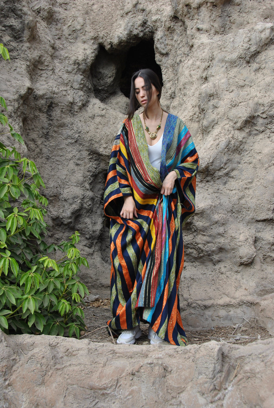 Hand loomed Wool Kimono, Winter boho Kimono, Wool Kimono, Winter Abaya, Bohemian Winter Kimono, Colorful Abaya, Handmade Abaya