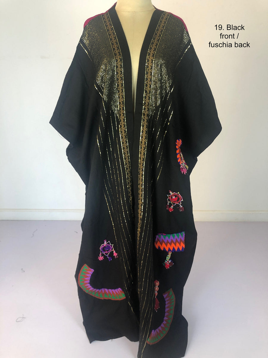 Vintage Black Gypsy Abaya, Hand loomed Kimono, Wool Abaya, Wool kimono, Oriental Kimono, Handmade abaya, Embroidered Abaya, Dressy Kimono