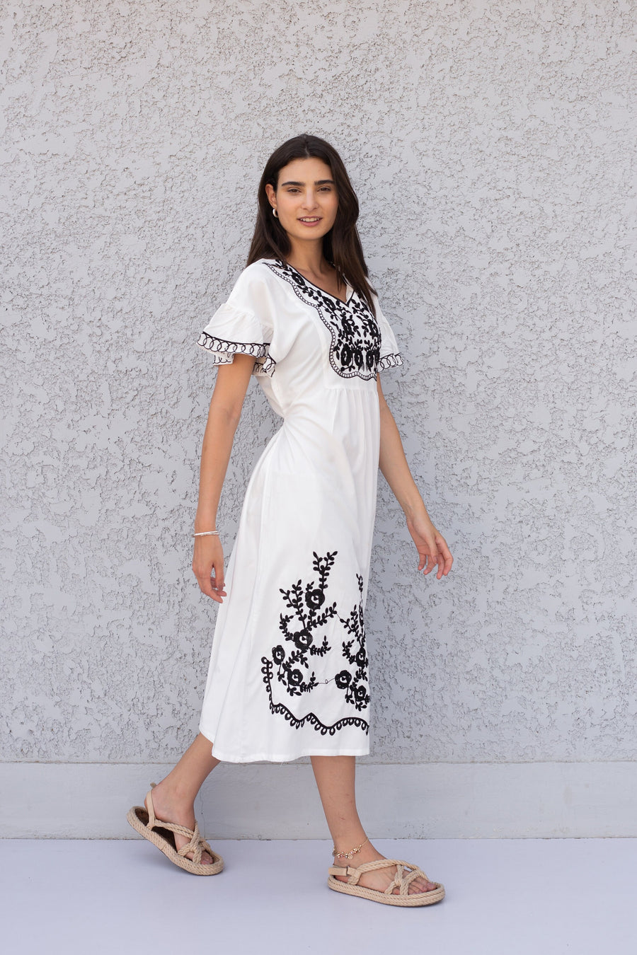 White cotton Tunic dress, embroidered kaftan dress, short tunic kaftan, cotton embroidered tunic dress, Summer tunic, vacation tunic, caftan