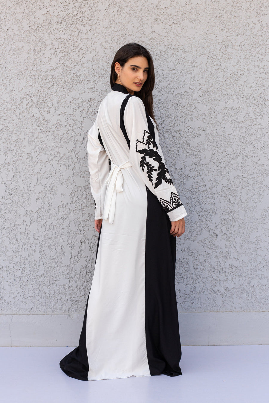 Elegant black/white cotton embroidered Caftan maxi dress, cotton caftans for women, Kaftans, embroidered Caftan, Caftan maxi, Caftans